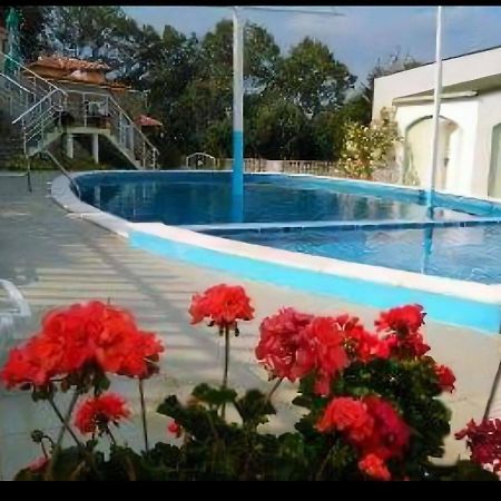 Family Hotel Kentavar 2 Byala  Buitenkant foto